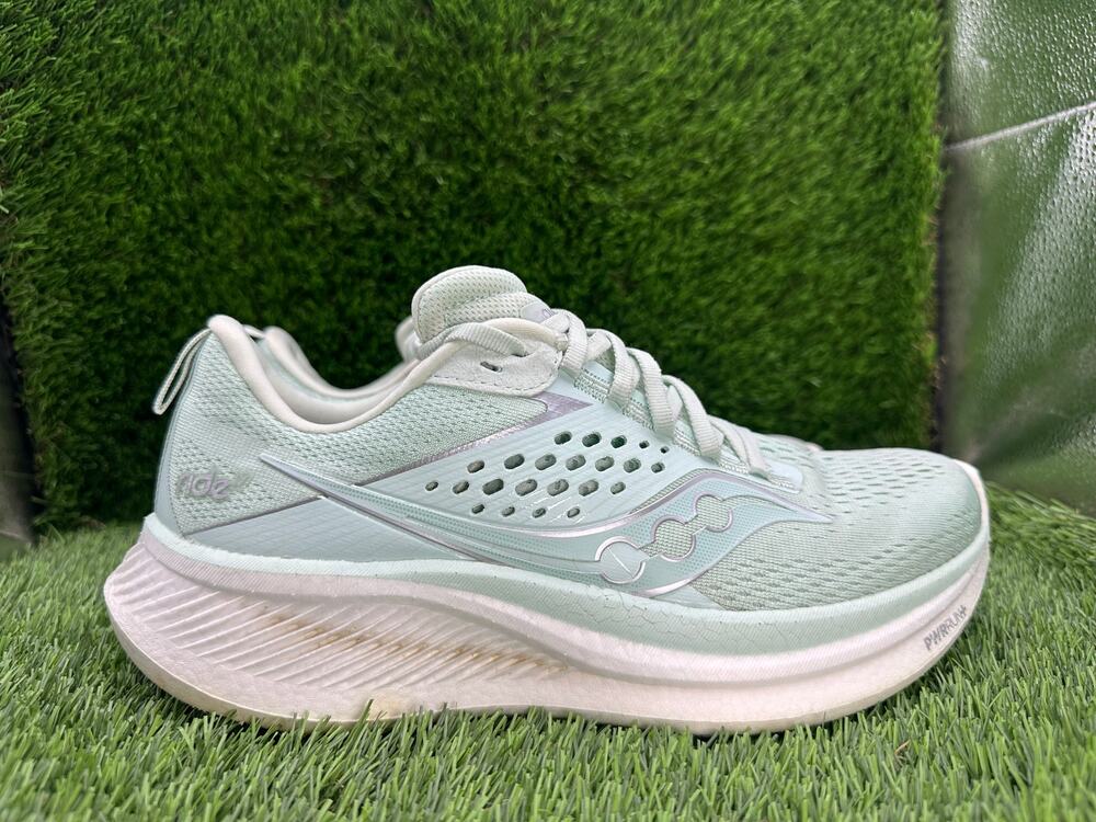 Saucony Ride 17 S10924-251 Athletic Sneaker Women's 8.5 Green Mesh Jogging Sport